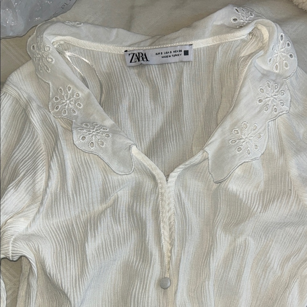 Zara white long sleeve dress Cream Eyelet Collar Peasant mini dress